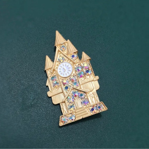 Clock Tower Brooch - Picture 2 of 4